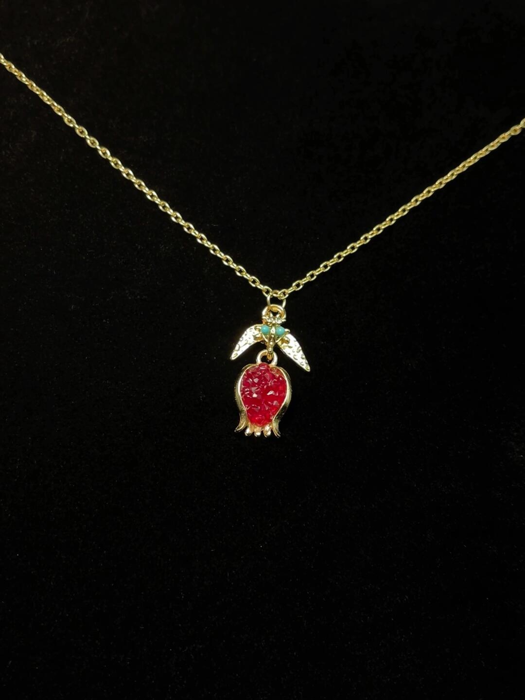 red pomegranate zircon